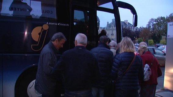 © R. Doumergue - France 3 Champagne-Ardenne Départ de Reims le matin de l'autocar Reims-Paris.com